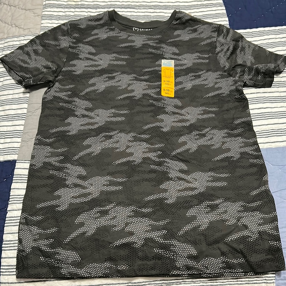 Primark kids tshirt size 9-10